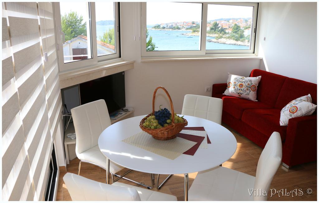 Villa Palas Apartments 2 Rogoznica  Extérieur photo