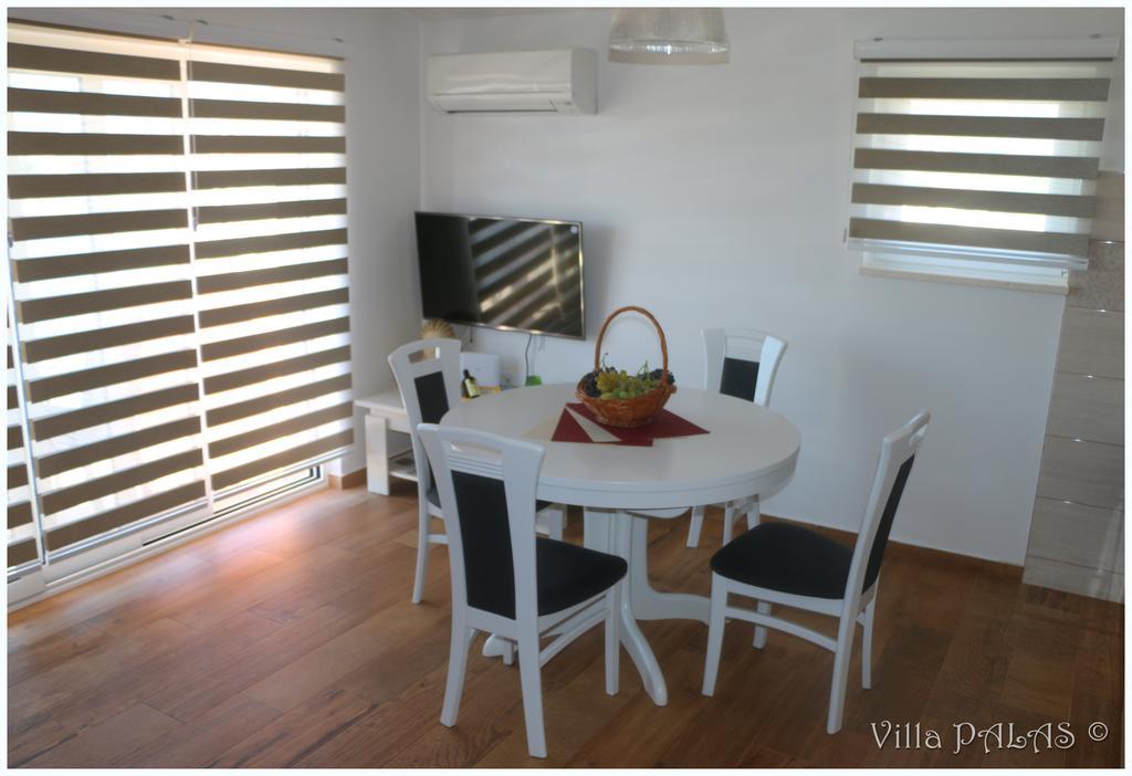 Villa Palas Apartments 2 Rogoznica  Extérieur photo